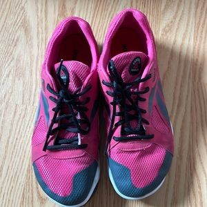 Womens Reebok CrossFit Sneakers size 11